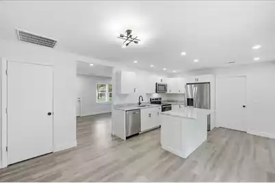 124 Robin Street, Summerville, SC 29485 - Photo 8