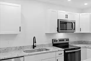 124 Robin St, Summerville, SC 29485 - Photo 10