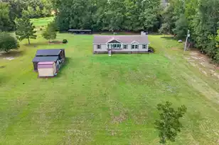 1331 Brewington Road N, Manning, SC 29102 - Photo 10