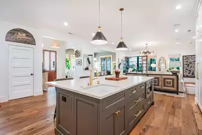 407 Royall Avenue, Mount Pleasant, SC 29464 - Photo 14