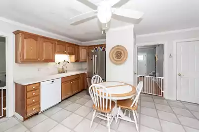 640 Oak Marsh Drive, Mount Pleasant, SC 29464 - Photo 10