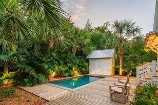 913 Pitt St, Mount Pleasant, SC 29464 - Photo 4