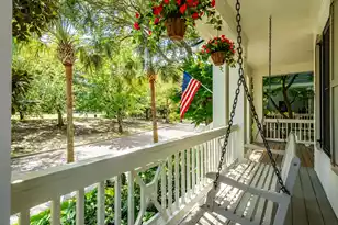 136 Etiwan Park St, Charleston, SC 29492 - Photo 4