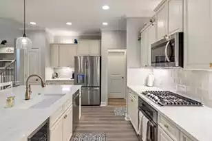 2016 Kings Gate Ln, Mount Pleasant, SC 29466 - Photo 2