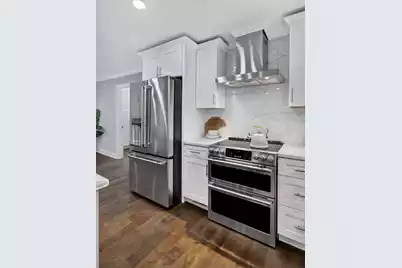 238 6th Avenue, Mount Pleasant, SC 29464 - Photo 18