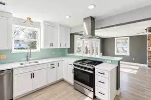 823 Jordan St, Charleston, SC 29412 - Photo 10