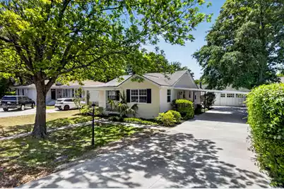 537 St. Andrew's Boulevard, Charleston, SC 29407 - Photo 2
