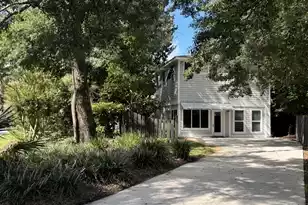 786 Dragoon Dr, Mount Pleasant, SC 29464 - Photo 1