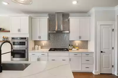 523 Spring Hollow Drive, Charleston, SC 29492 - Photo 12