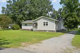 109 Annie Williams St, Moncks Corner, SC 29461 - Photo 2