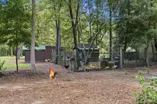 725 Yellow Brick Rd, Bonneau, SC 29431 - Photo 8
