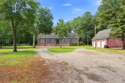 725 Yellow Brick Road, Bonneau, SC 29431 - Photo 2