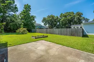 1259 Robin Rd, Mount Pleasant, SC 29464 - Photo 34