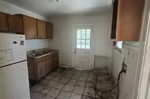 2388 Cambridge Ave, North Charleston, SC 29405 - Photo 10