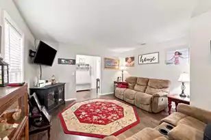 304 Longleaf Rd, Summerville, SC 29486 - Photo 6