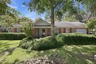 304 Longleaf Rd, Summerville, SC 29486 - Photo 1