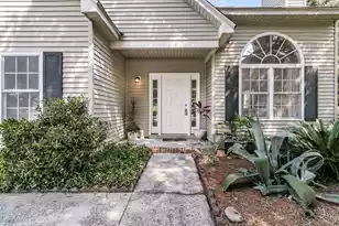 339 Mt Royall Dr, Mount Pleasant, SC 29464 - Photo 4
