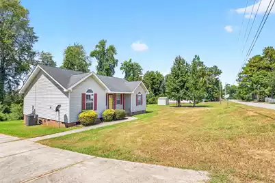 368 Huson Circle E, Orangeburg, SC 29115 - Photo 2