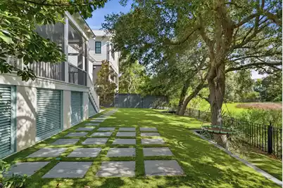 1675 Pierce Street, Charleston, SC 29492 - Photo 30