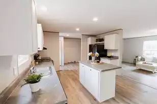 1006 Universal Cir, Saint Stephen, SC 29479 - Photo 8
