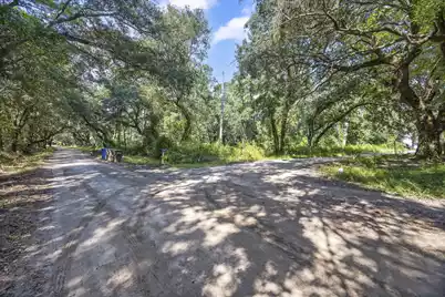 1872 Arsburn Road, Charleston, SC 29412 - Photo 10
