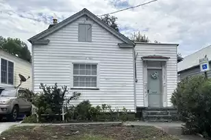 27 Nunan St, Charleston, SC 29403 - Photo 1