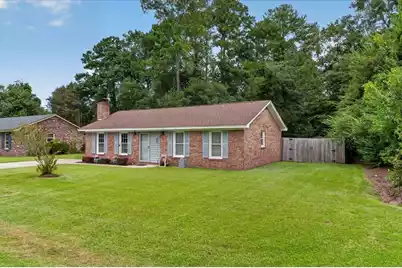 613 Brailsford Boulevard, Summerville, SC 29485 - Photo 2