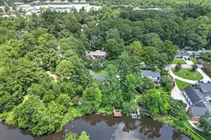 208 Shaftesbury Ln, Summerville, SC 29485 - Photo 8