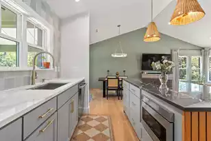 729 Fort Sumter Dr, Charleston, SC 29412 - Photo 24