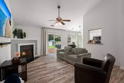 182 Hainsworth Drive, North Charleston, SC 29418 - Photo 4