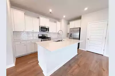 1127 Glorious Way, Summerville, SC 29485 - Photo 2