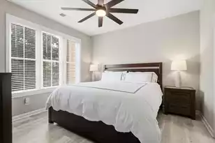 250 Seven Farms Drive, Charleston, SC 29492 - Photo 12