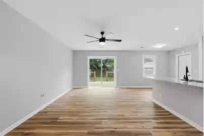 121 Heather Drive, Summerville, SC 29486 - Photo 4