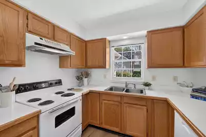 2876 Moss Oak Lane N, Charleston, SC 29414 - Photo 16