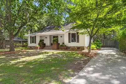 1223 Wappetaw Place, Mount Pleasant, SC 29464 - Photo 2