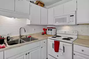 5031 Chateau Ave, North Charleston, SC 29405 - Photo 8
