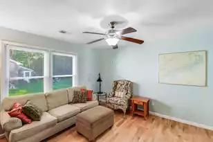 1728 Pinckney Park Dr, Charleston, SC 29407 - Photo 2