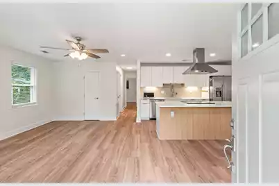 1115 Shadow Drive S, Mount Pleasant, SC 29464 - Photo 4