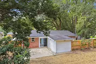 221 Barshay Dr, Summerville, SC 29483 - Photo 6