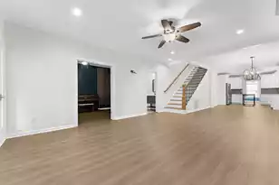 108 Lowndes Ln, Summerville, SC 29483 - Photo 10