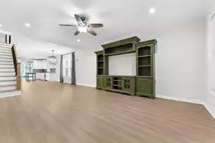108 Lowndes Ln, Summerville, SC 29483 - Photo 6