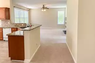 9437 Ayscough Rd, Summerville, SC 29485 - Photo 12