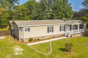 215 Hines Dr, Bonneau, SC 29431 - Photo 62