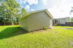 215 Hines Dr, Bonneau, SC 29431 - Photo 46