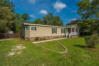 215 Hines Drive, Bonneau, SC 29431 - Photo 4