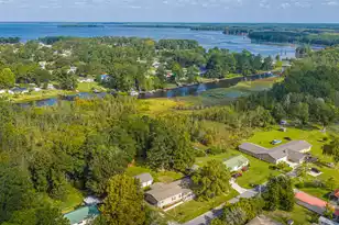 215 Hines Dr, Bonneau, SC 29431 - Photo 68