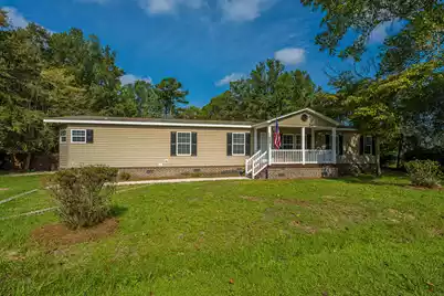215 Hines Drive, Bonneau, SC 29431 - Photo 2