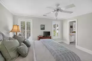109 Shipwright St, Charleston, SC 29492 - Photo 44