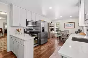 1418 Inland Creek Way, Mount Pleasant, SC 29464 - Photo 4