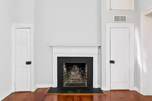 124 Church St, Charleston, SC 29401 - Photo 8